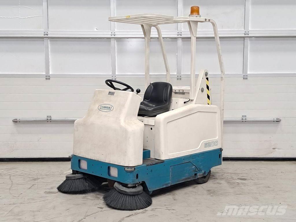 Tennant 6200 Вакуумные уборочные машины