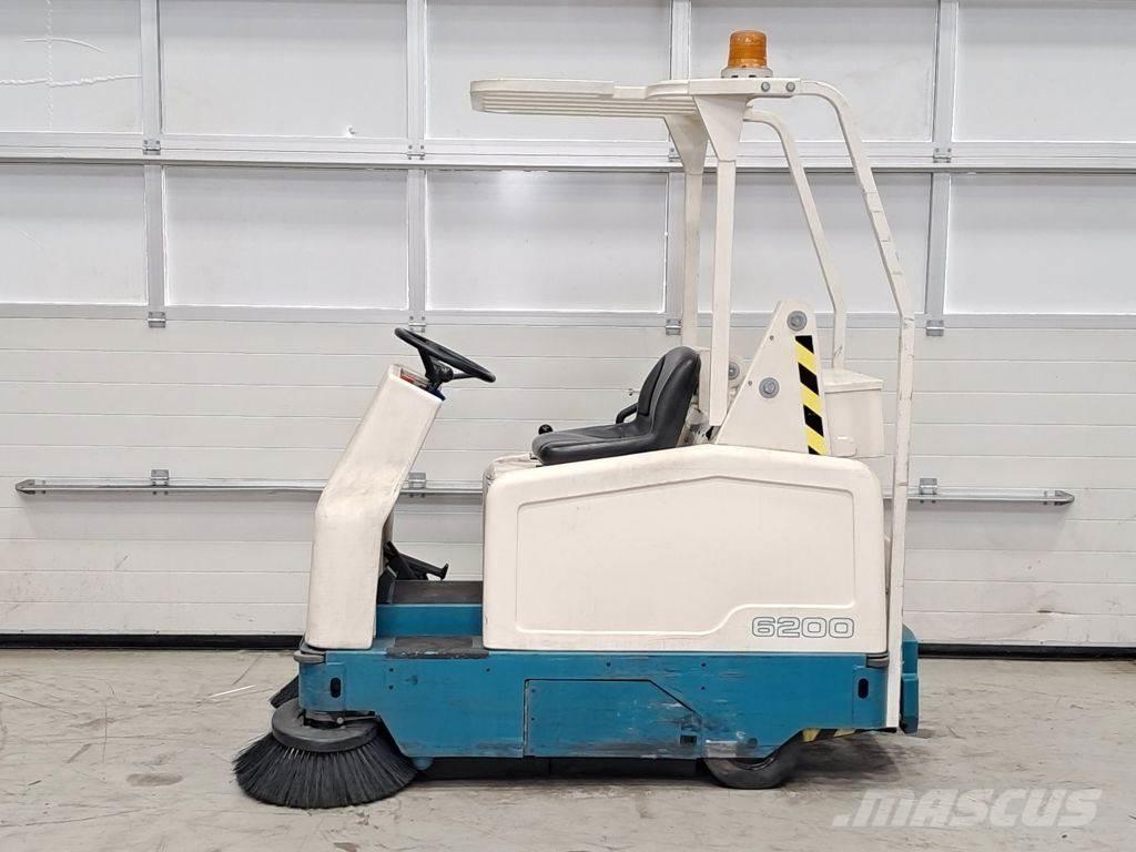 Tennant 6200 Вакуумные уборочные машины