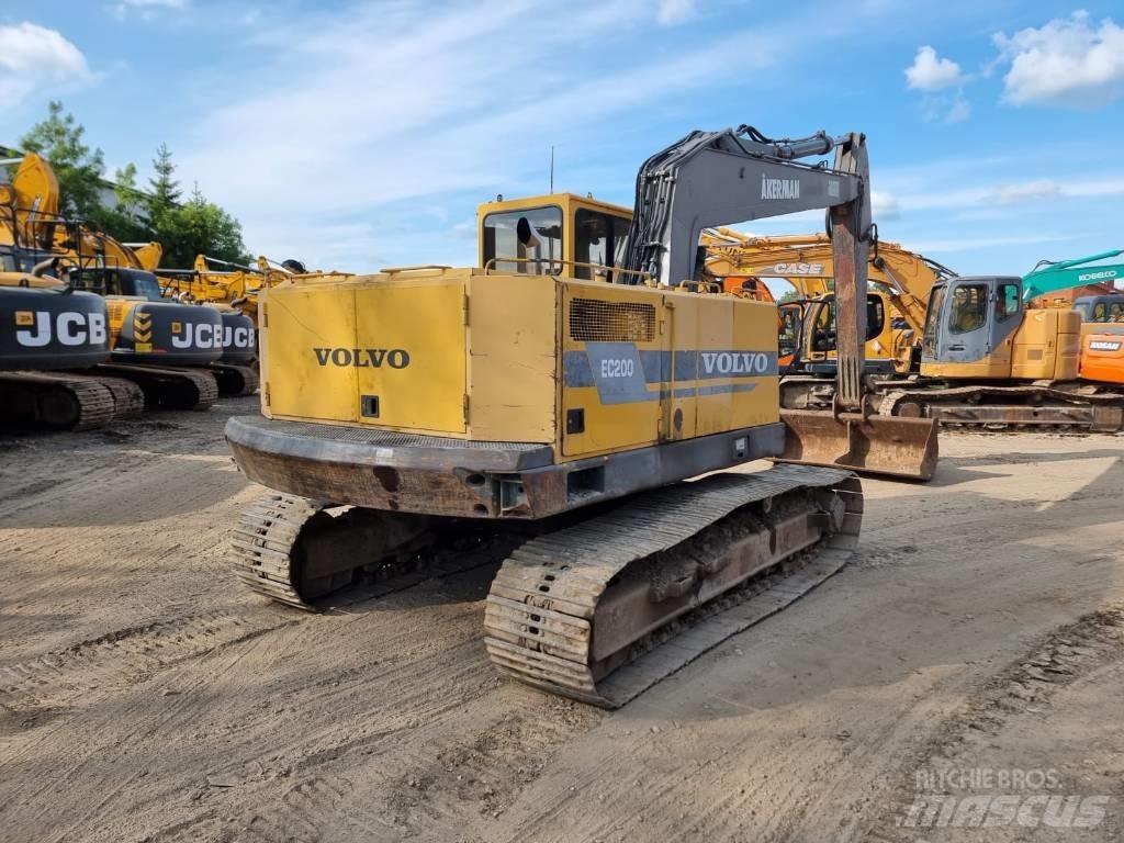 Volvo EC 200 Гусеничные экскаваторы