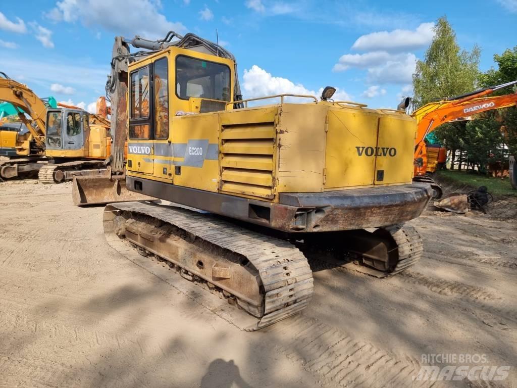 Volvo EC 200 Гусеничные экскаваторы