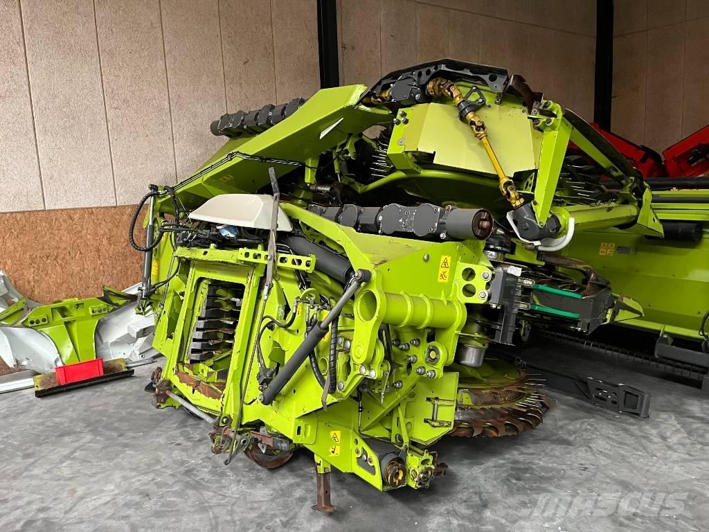 CLAAS Orbis 900 Жатки