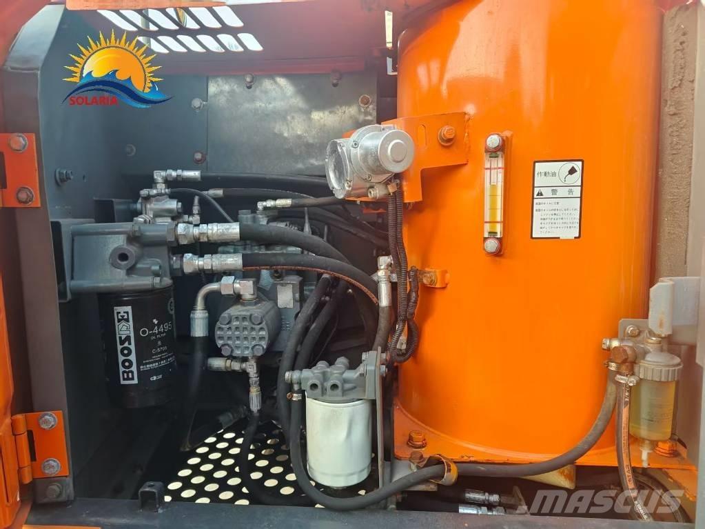 Hitachi ZX 130 Гусеничные экскаваторы