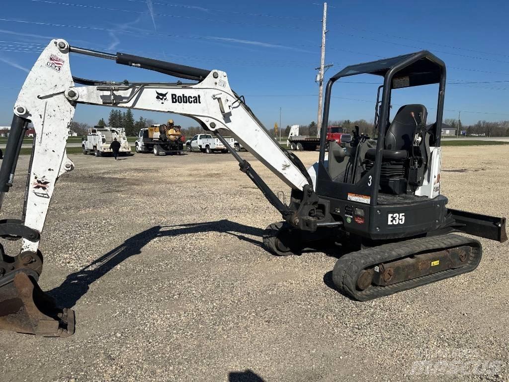 Bobcat E35 Мини-экскаваторы