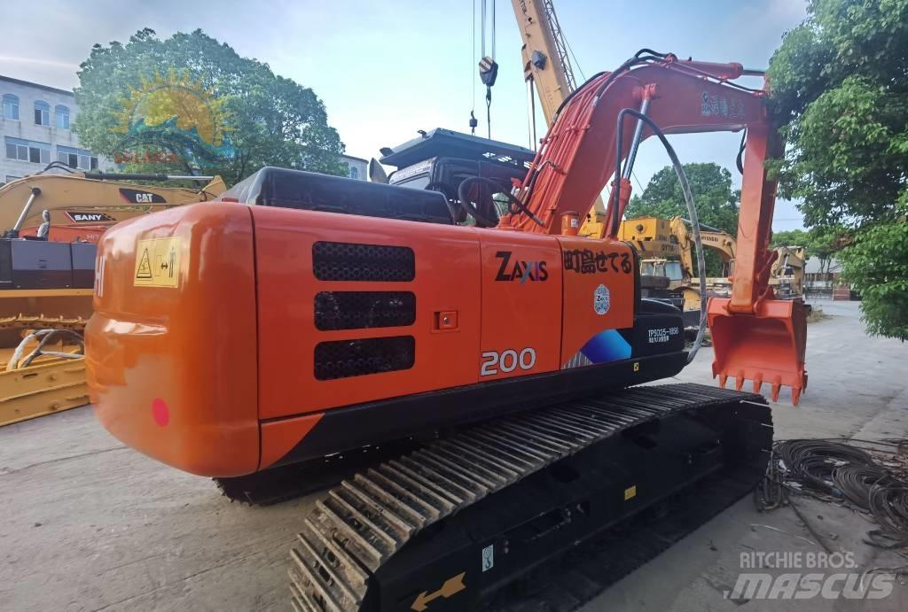 Hitachi ZX 200 LC-5 Гусеничные экскаваторы