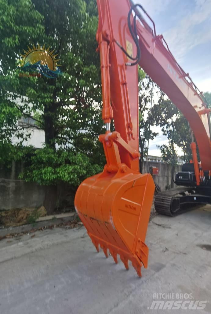 Hitachi ZX 200 LC-5 Гусеничные экскаваторы