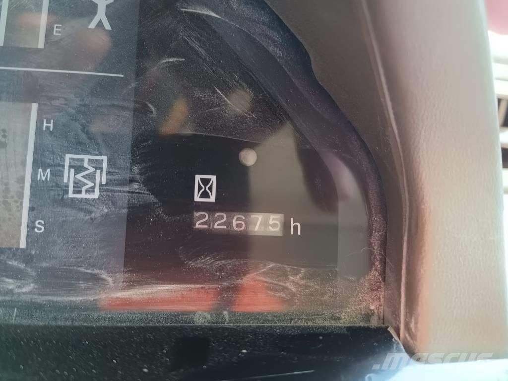 Komatsu HD 605-5 Карьерные самосвалы