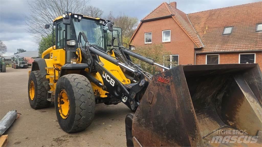JCB 427 agri Фронтальные погрузчики