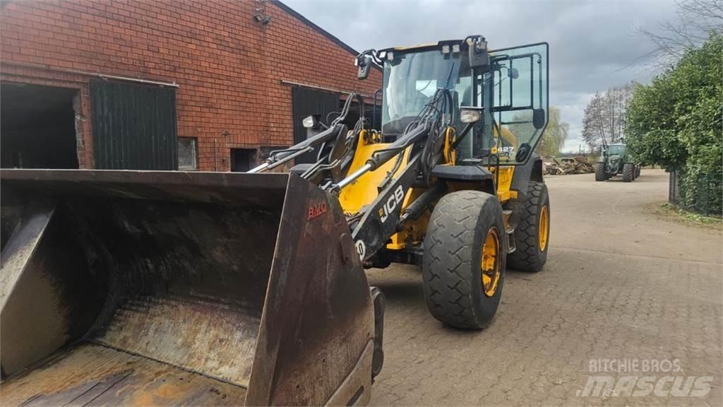 JCB 427 agri Фронтальные погрузчики