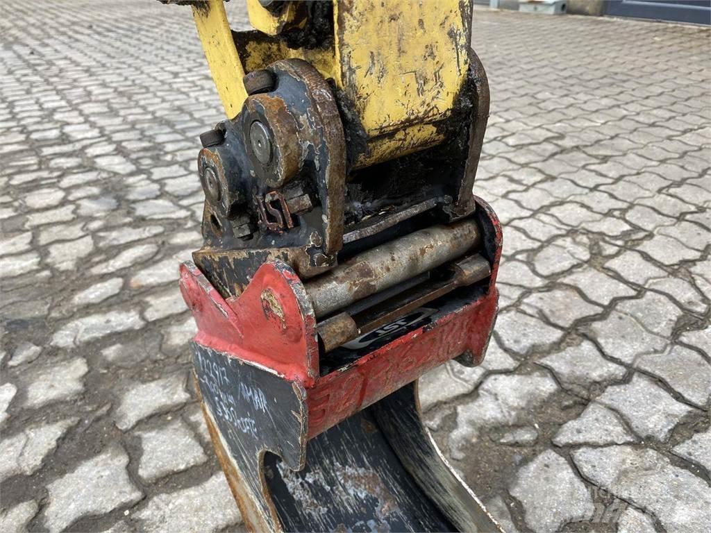 Yanmar VIO12 Колёсные экскаваторы