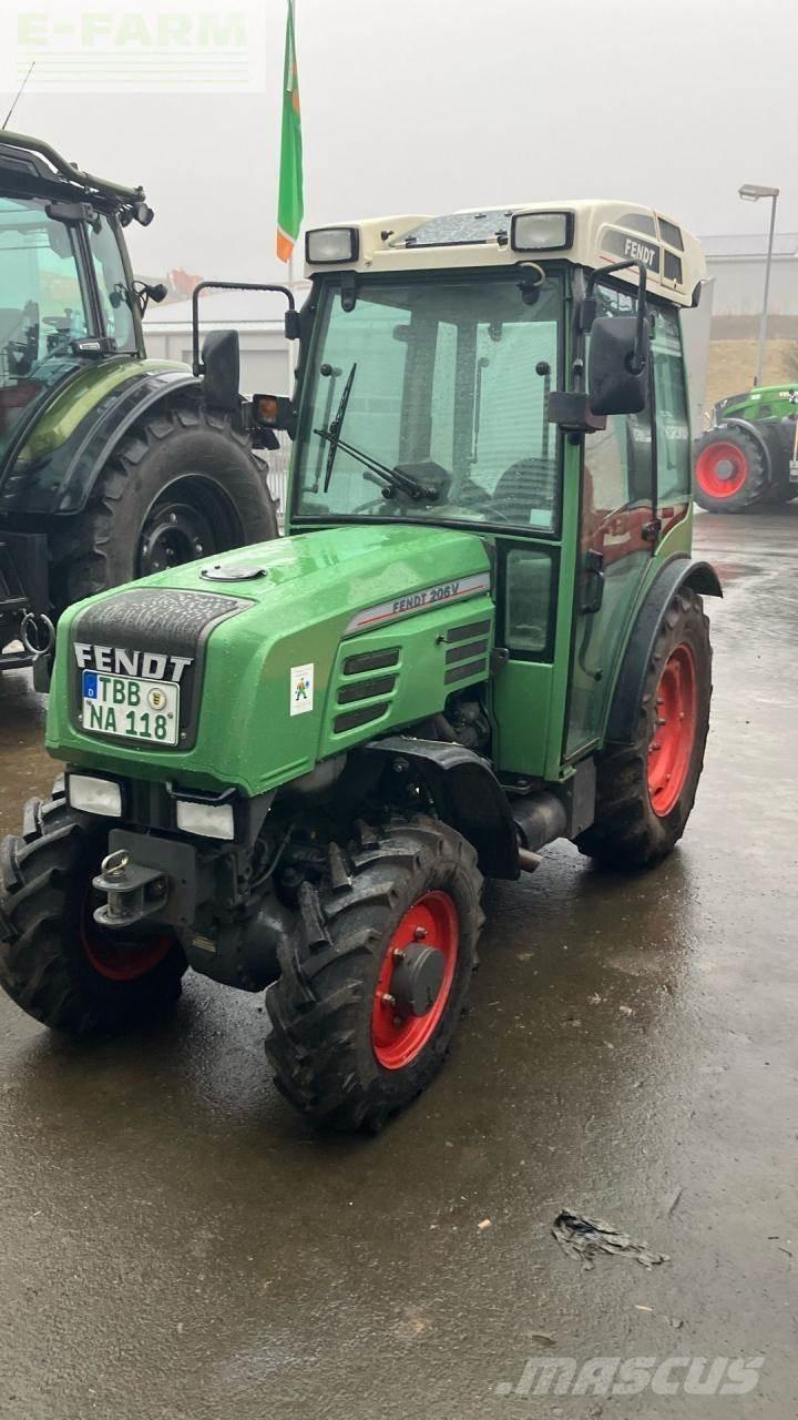Fendt 206 v V Трактора