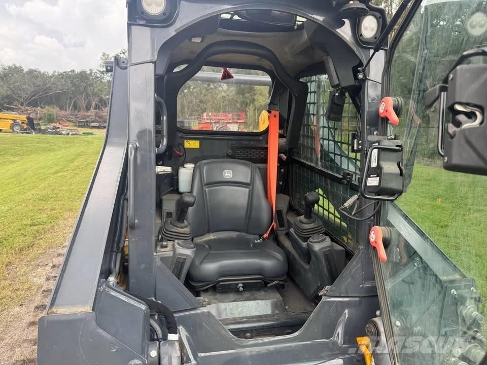 John Deere 317 Мини-погрузчики