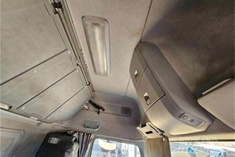 UD TRUCKS QUON Специальные грузовики