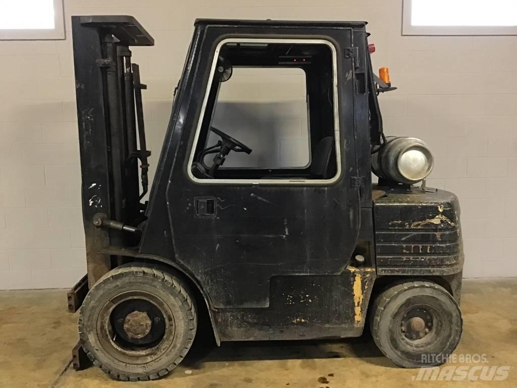 CAT GP 30 Другие складские механизмы