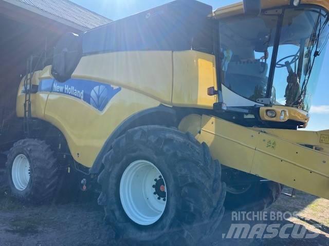 New Holland CX 8060 Зерноуборочные комбайны