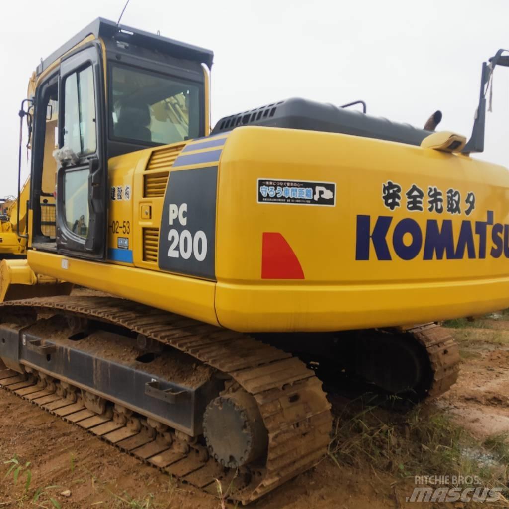 Komatsu PC200-8 Гусеничные экскаваторы