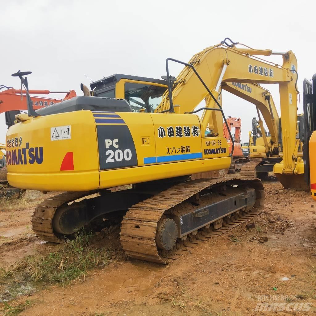 Komatsu PC200-8 Гусеничные экскаваторы