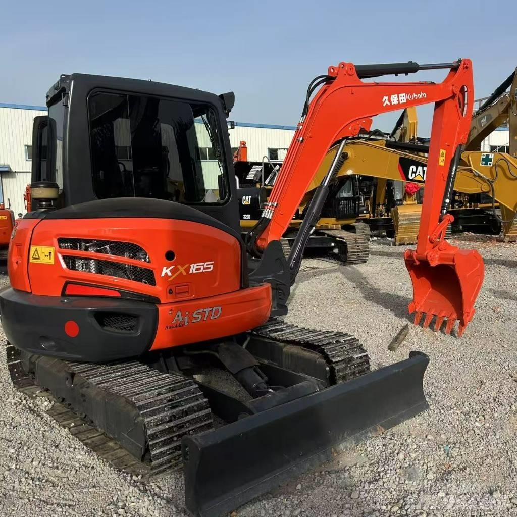 Kubota 165-5 Гусеничные экскаваторы