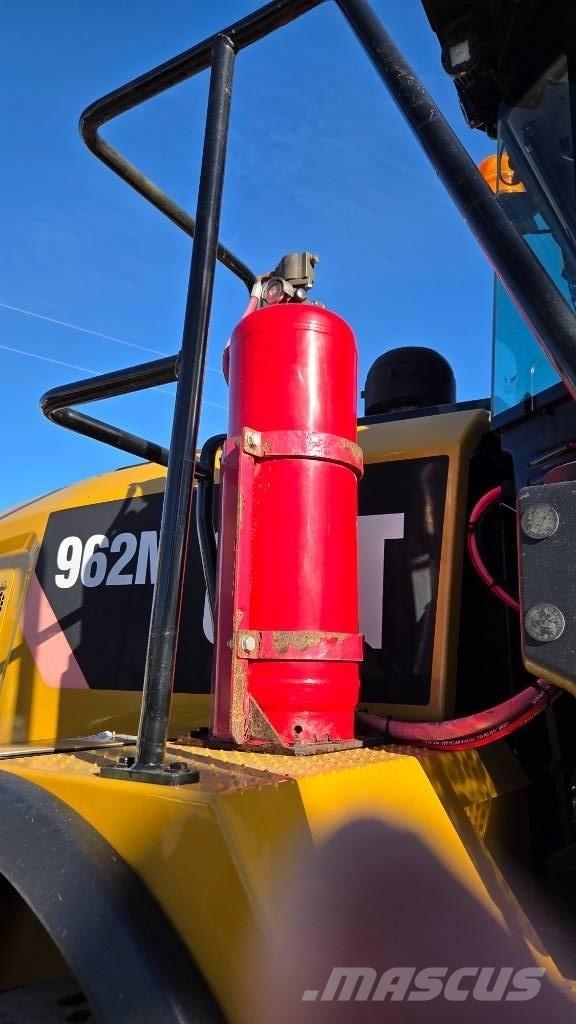 CAT 962 M Фронтальные погрузчики