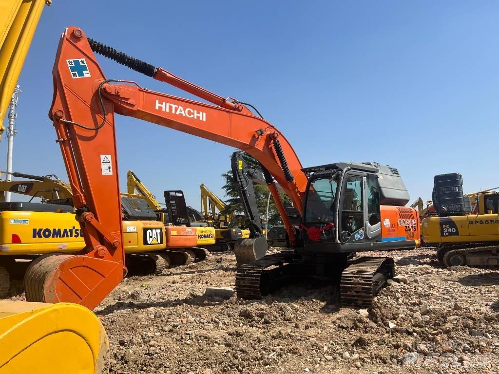 Hitachi ZX 240-3 Гусеничные экскаваторы