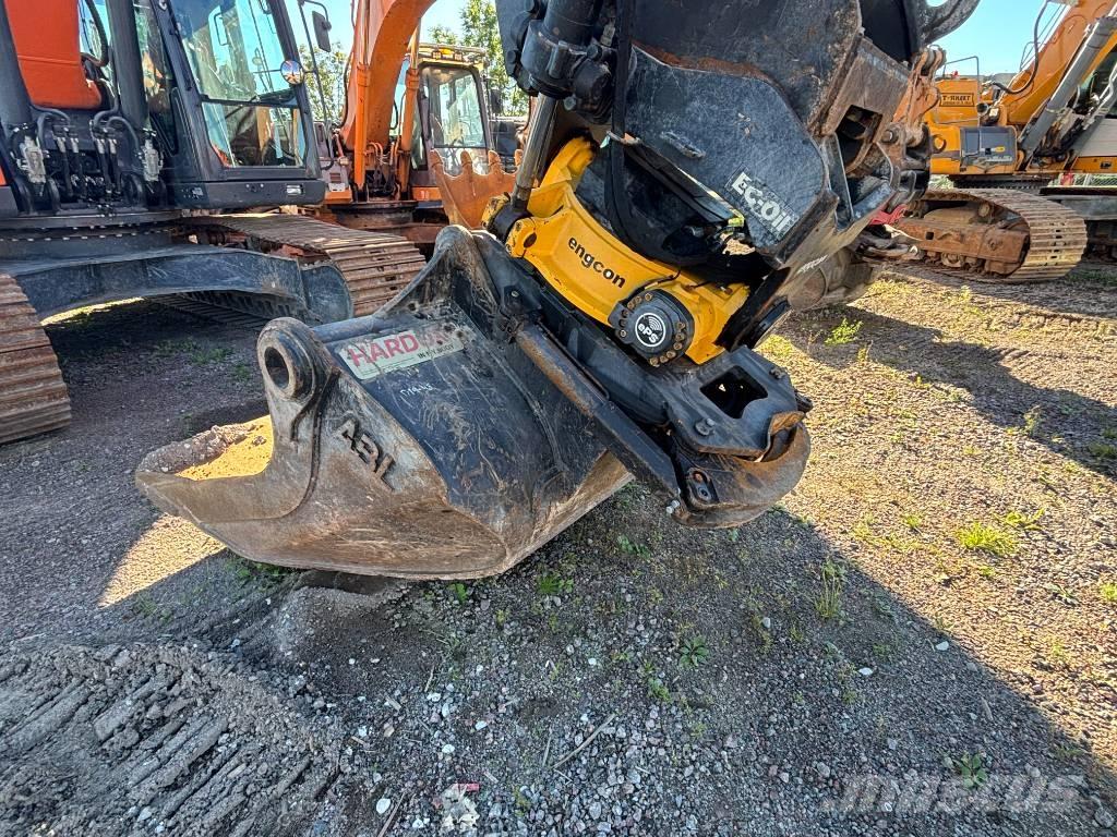 Doosan DX300LC-7 Гусеничные экскаваторы