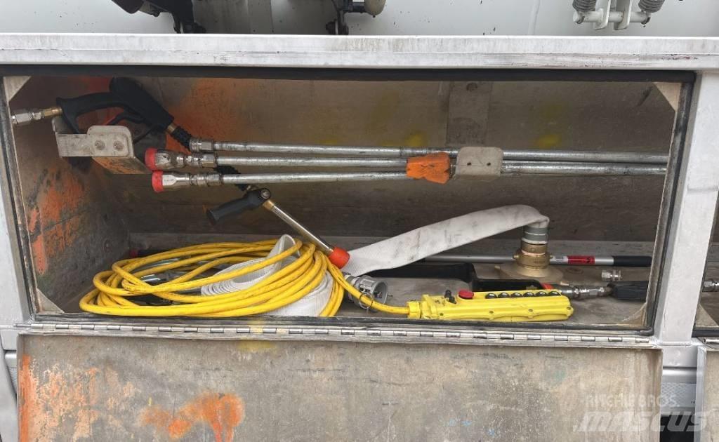 Vactor HXX PD Ассенизаторские машины