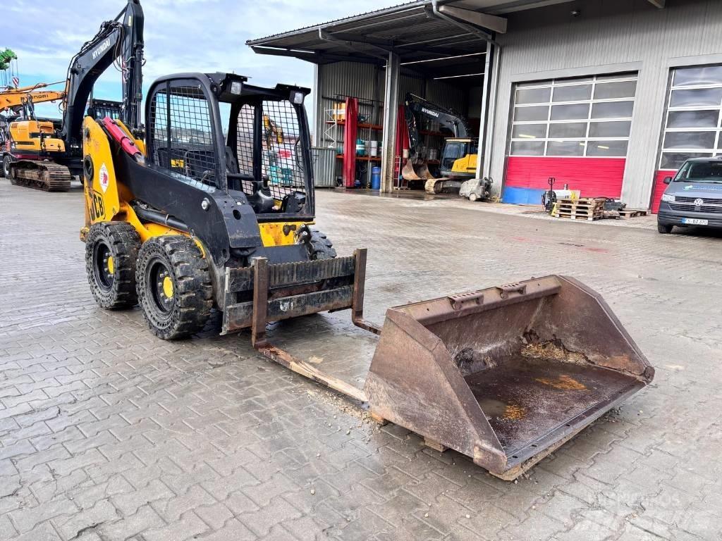 JCB 170 Мини-погрузчики