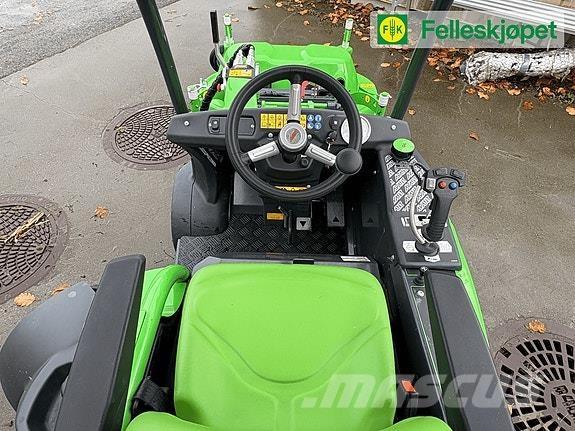 Avant 220 Мини-погрузчики