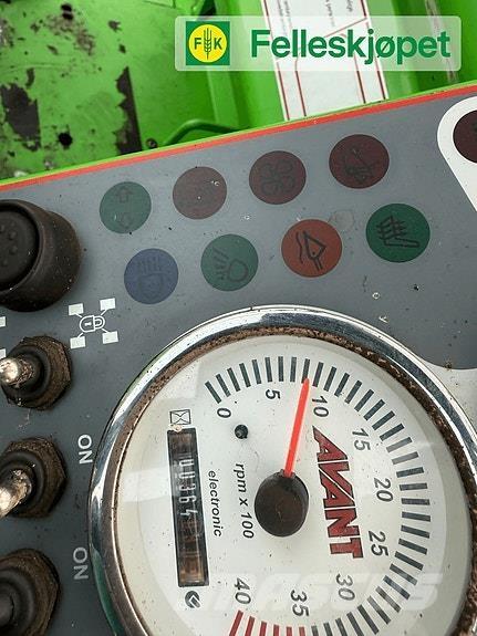 Avant 520 Мини-погрузчики