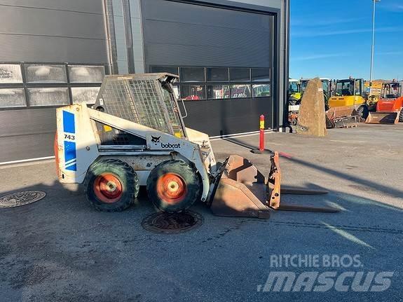 Bobcat 743 Мини-погрузчики