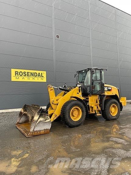 CAT 918M Фронтальные погрузчики
