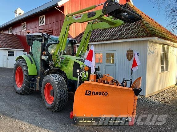 CLAAS Arion 420 Трактора