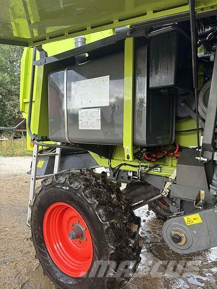 CLAAS Avero 240 Зерноуборочные комбайны