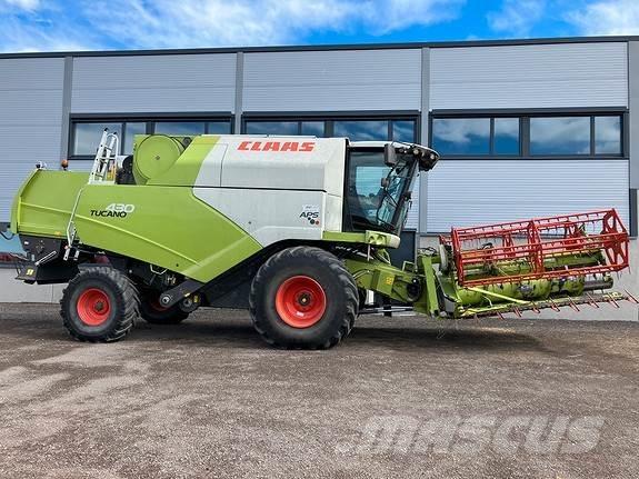 CLAAS Tucano 430 Зерноуборочные комбайны