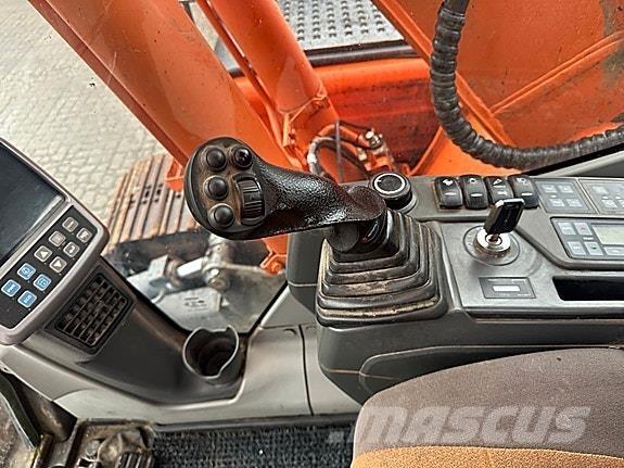 Doosan DX140LC Гусеничные экскаваторы