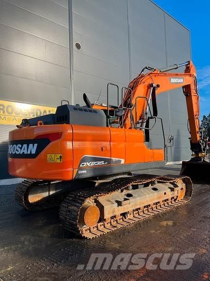 Doosan DX235LC-5 Гусеничные экскаваторы