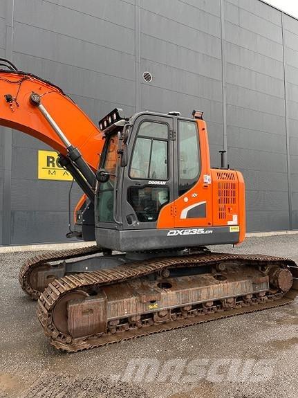Doosan DX235LC-5 Гусеничные экскаваторы