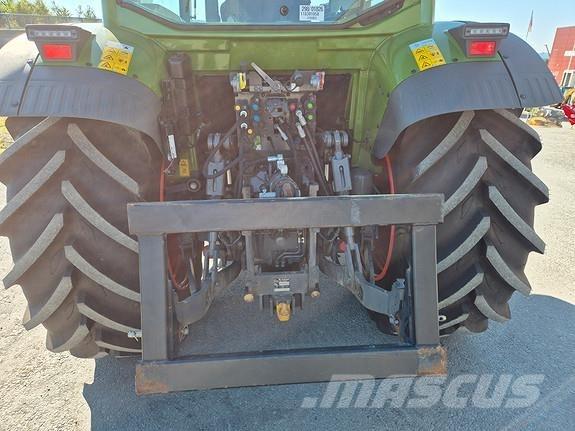 Fendt 211 Трактора