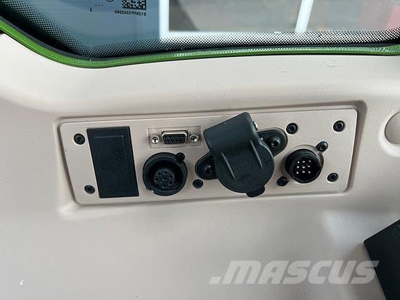 Fendt 211 Profi+ Трактора