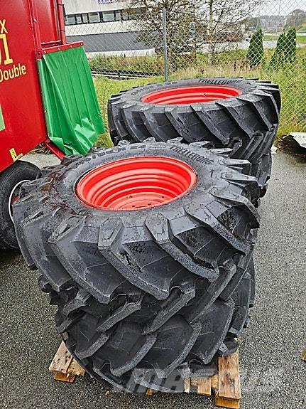 Fendt 300 Трактора