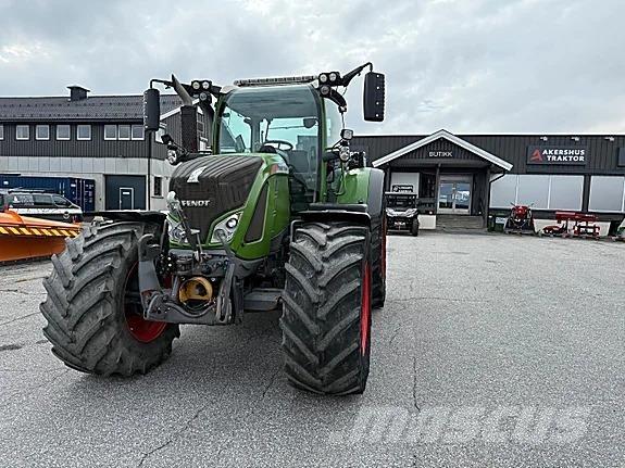 Fendt 724 VARIO Трактора