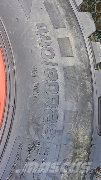 Fendt 724 Vario Трактора