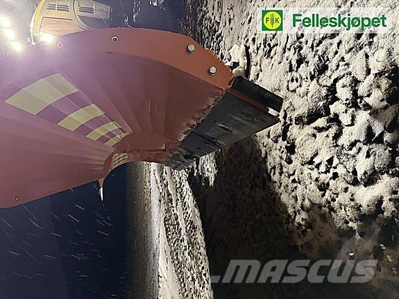 FMG Nivelaura Другая техника для уборки снега