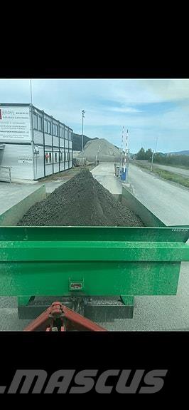 Foss-Eik  Обычные тракторные прицепы