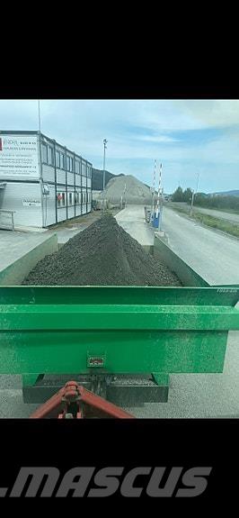 Foss-Eik  Обычные тракторные прицепы