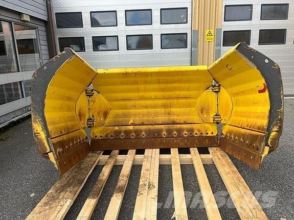 Gjerstad 420 GSV3 Снежные отвалы и плуги
