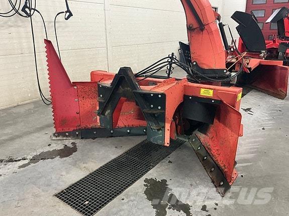 Globus GS 235 Снегоуборщики