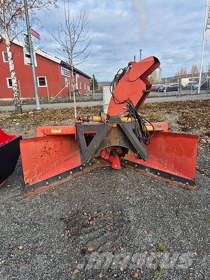 Globus GSF2450-1 Другая техника для уборки снега