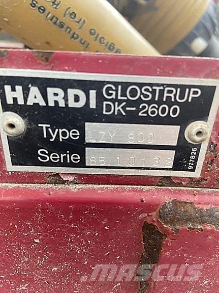 Hardi LZY 800 Самоходные опрыскиватели