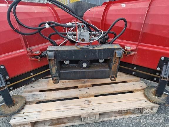 Igland SP 220 Снежные отвалы и плуги