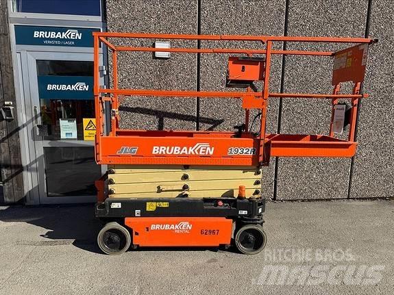 JLG 1932R Разные подъемники и вышки